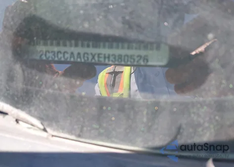 2014 Chrysler 300 из США, поврежденный, VIN 2C3CCAAGXEH380526